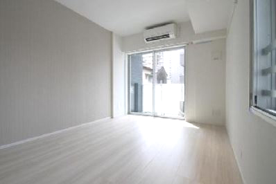 居室・リビング　★広々居室スペース★