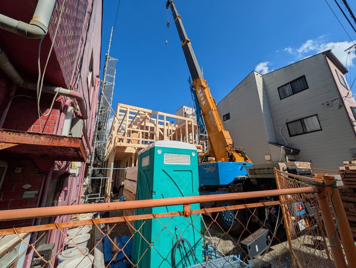 建物外観　建築中