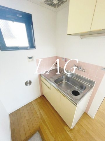 キッチン　キッチンです。