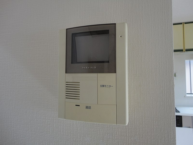 セキュリティ　モニター付きインターホン