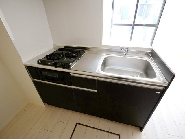 キッチン　★二口コンロ付きです★