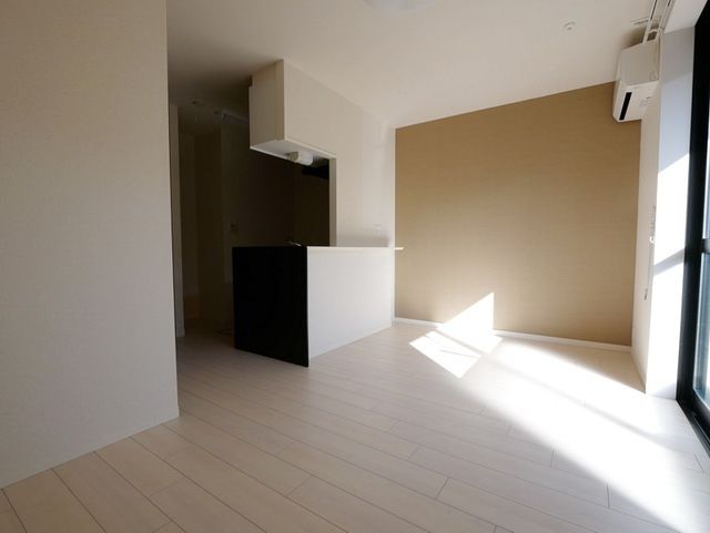 居室・リビング　★日当たりの良いリビングです★