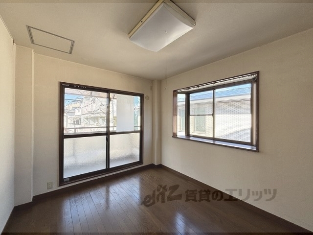 居室・リビング　洋室