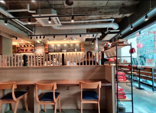 飲食店　シアトルズベストコーヒー大阪御堂筋本町店（飲食店）まで1621m