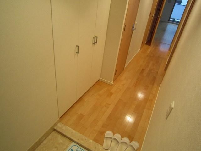 玄関　下駄箱