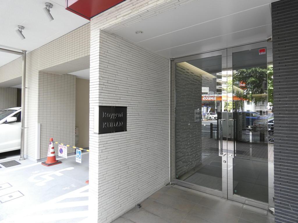 エントランス　エントランス