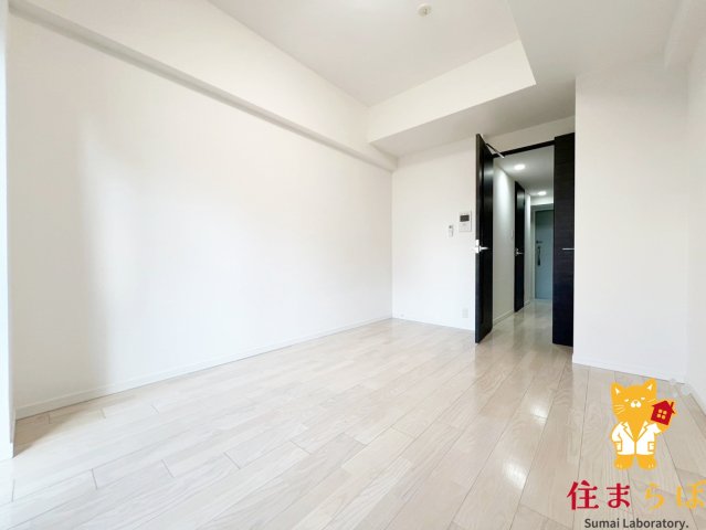 居室・リビング　「見た目じゃなく、心に“しっくりくる”を大切に。」