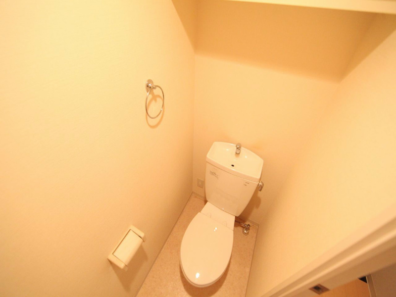 トイレ　温水洗浄暖房便座取り付け可トイレ