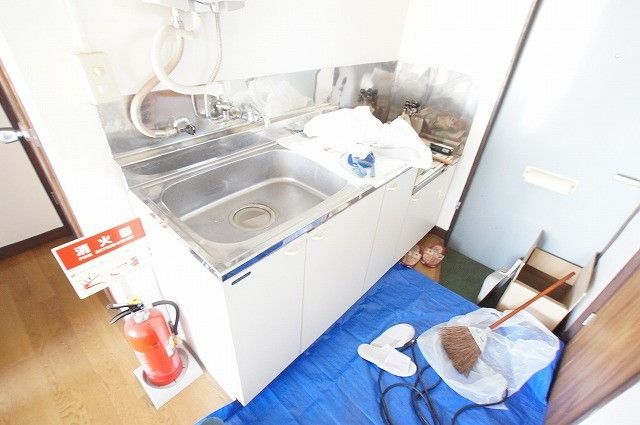 居室・リビング　￣みつわマンション￣