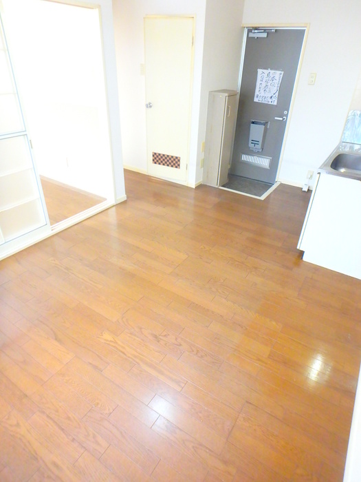 居室・リビング　※同系タイプ