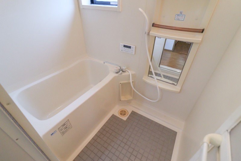 バス・シャワールーム　図面と現状に相違がある場合には現状を優先