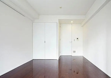 居室・リビング　別部屋の写真を使用しております。