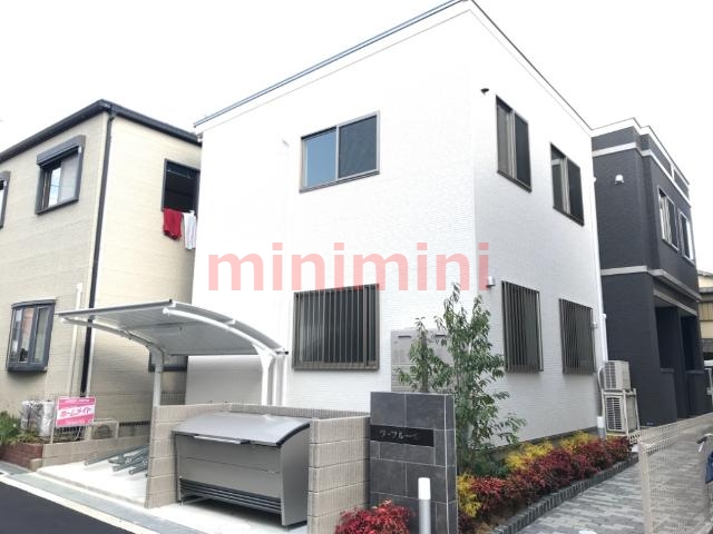 建物外観　外観写真（昼）