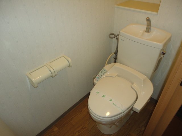 トイレ　温水便座付きＷＣ