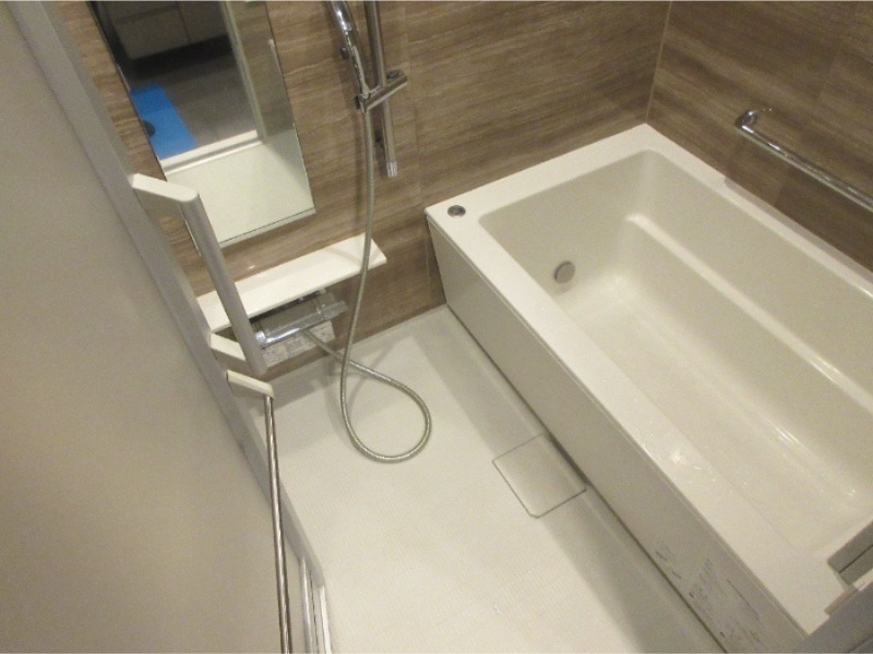 バス・シャワールーム