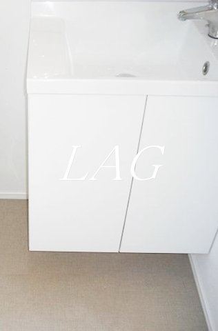 洗面設備　独立洗面台です。