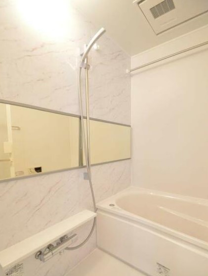 バス・シャワールーム　別部屋参考写真