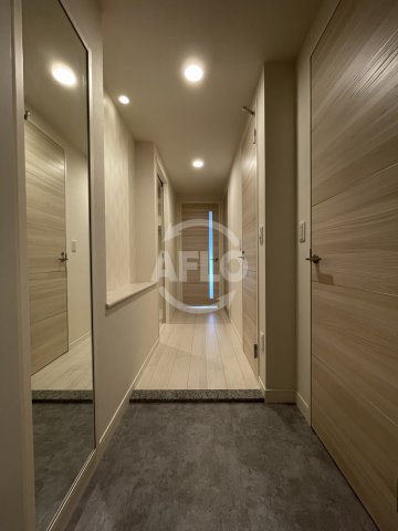 玄関　ウェルホームズ靭公園　玄関