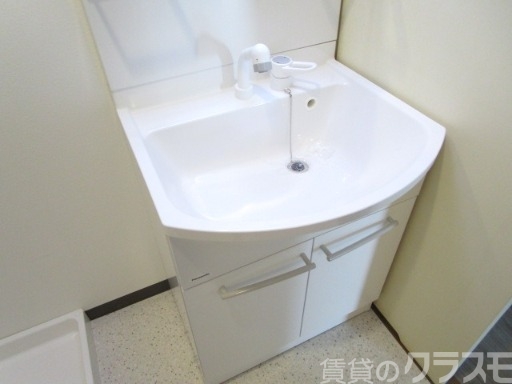 洗面設備　嬉しい洗髪洗面化粧台♪