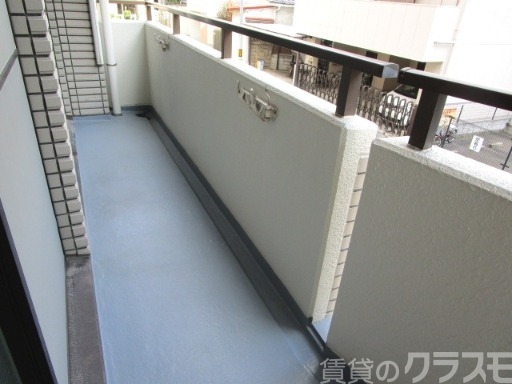 バルコニー　バルコニーはこちらです。