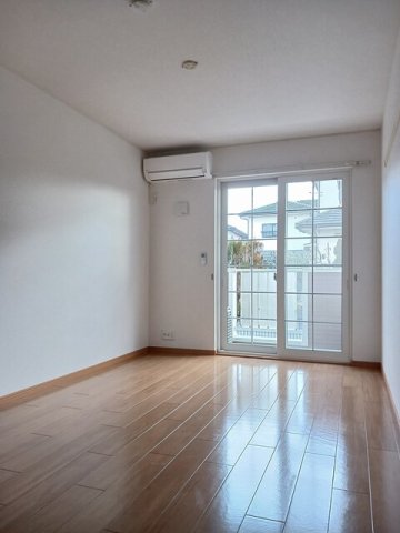 その他部屋・スペース　明るい色調の室内です