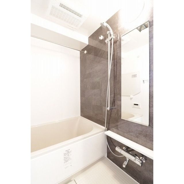 バス・シャワールーム　☆ゆっくりバスタイムをお楽しみください☆