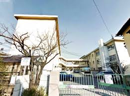 小学校　宮竹小学校（小学校）まで525m