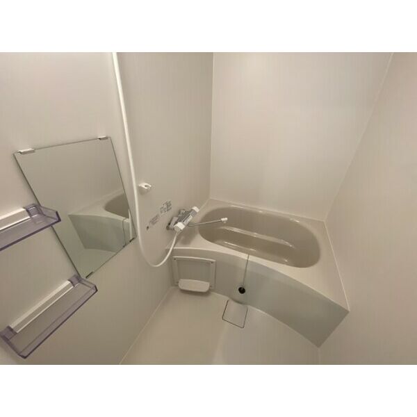 バス・シャワールーム　同社施工類似物件