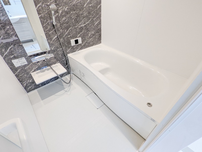 バス・シャワールーム　図面と現状に相違がある場合には現状を優先