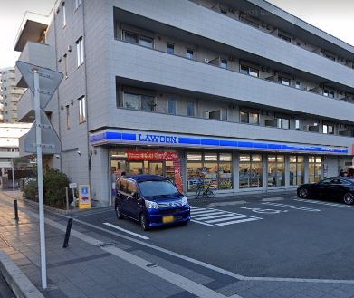 コンビニ　ローソン（コンビニ）まで762m