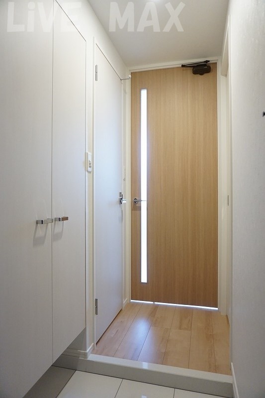 玄関　※写真と異なる場合は現状優先。