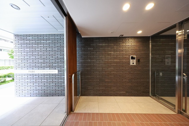 エントランス　エントランス