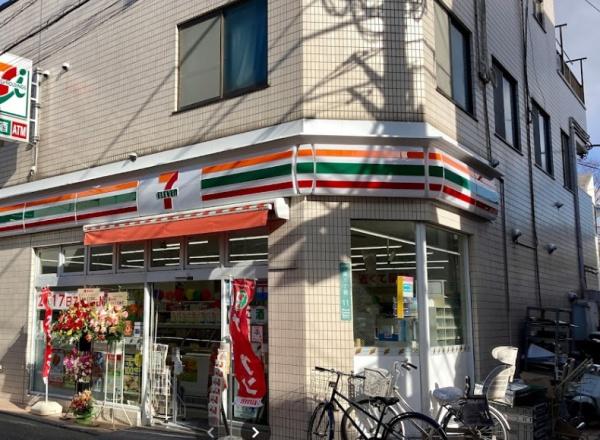コンビニ　セブンイレブン目黒南3丁目店（コンビニ）まで180m