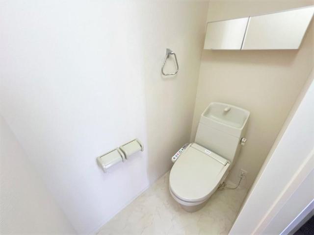 トイレ　トイレ