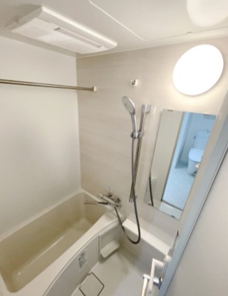 バス・シャワールーム　☆ゆったりくつろげるお風呂☆
