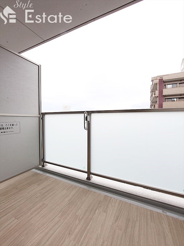 バルコニー　バルコニー