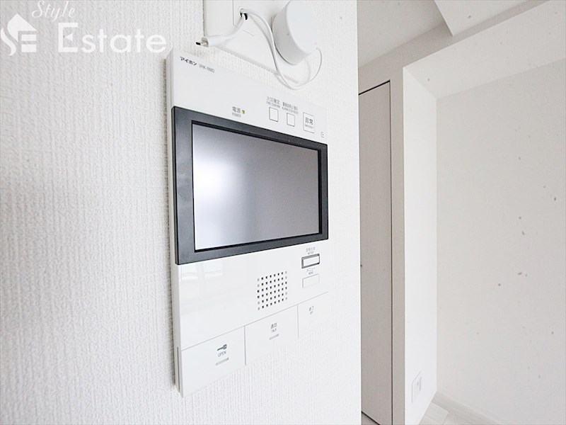 セキュリティ　モニター付きインターホン