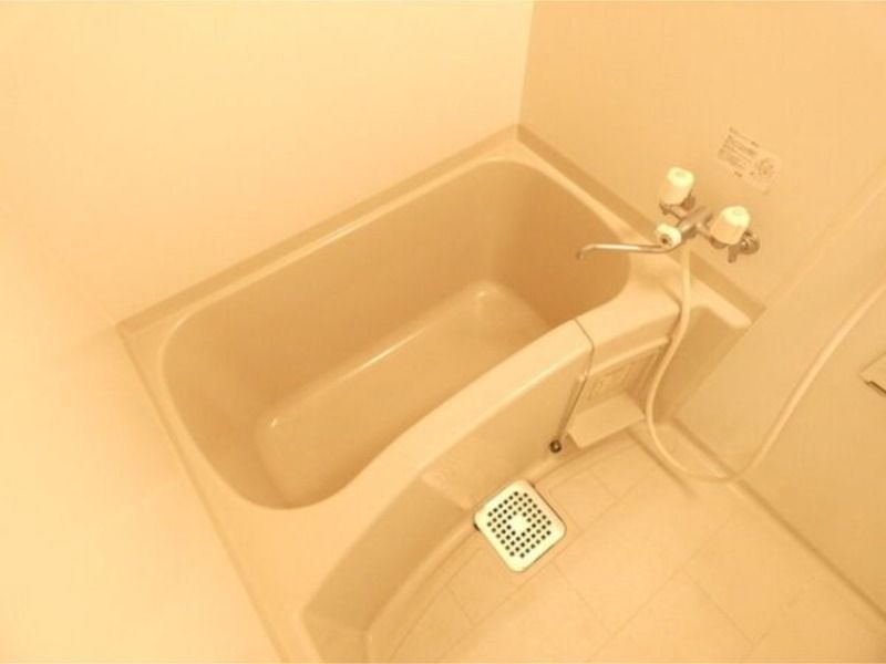 バス・シャワールーム　３０１号室のお部屋写真となります。