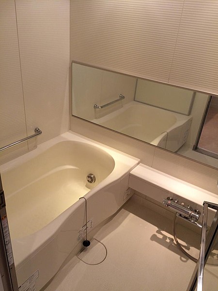 バス・シャワールーム　別部屋参考写真