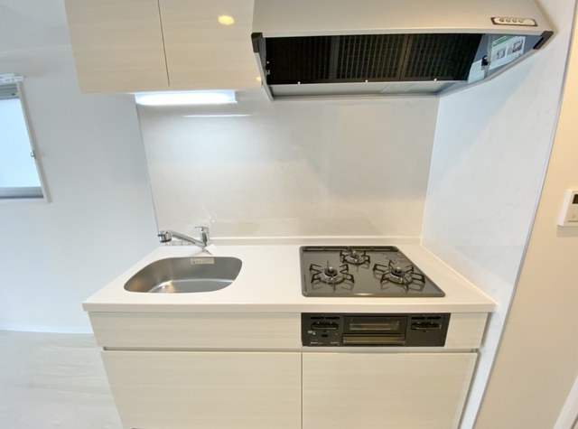 キッチン　３口ガスコンロ付のキッチン
