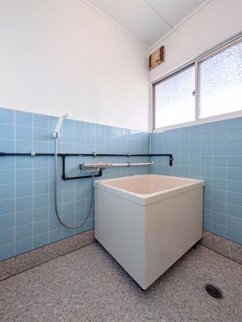 バス・シャワールーム　【浴室】浴室※同タイプ部屋別