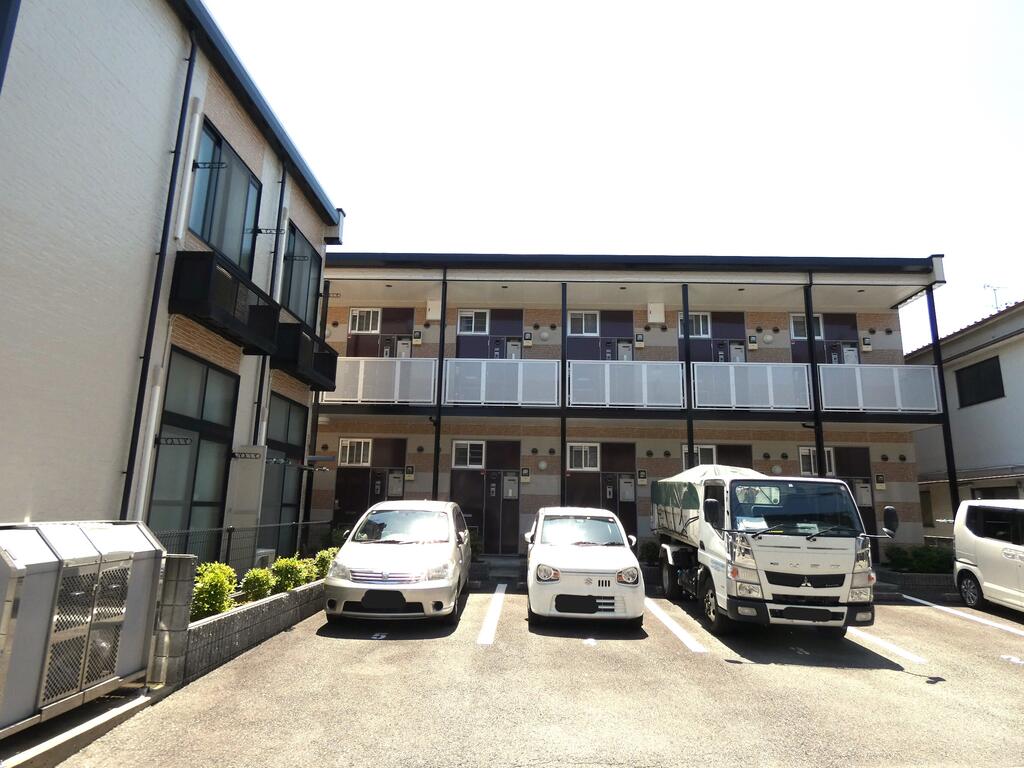 駐車場　敷地内に駐車場を完備です☆