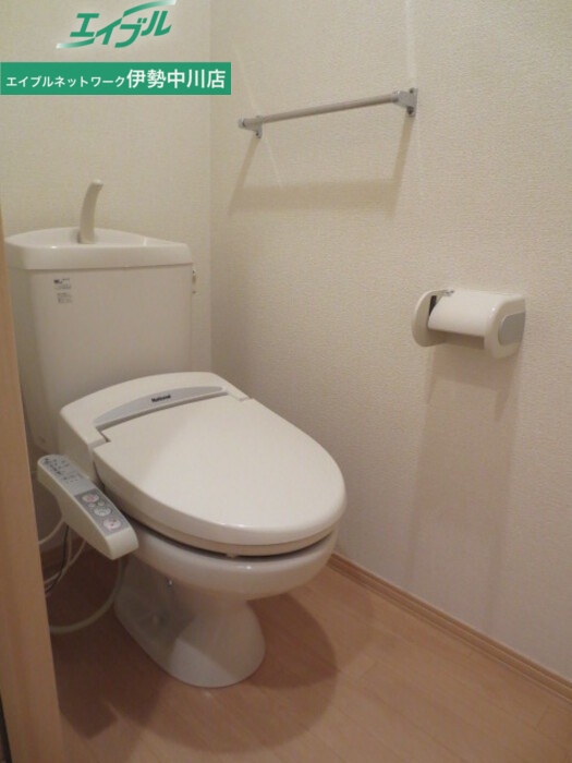 トイレ　同タイプのお部屋です。