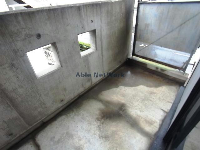 バルコニー　ベランダ