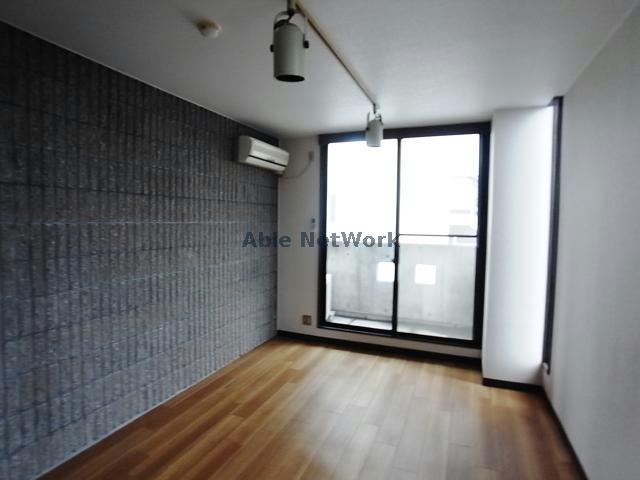 居室・リビング　洋室