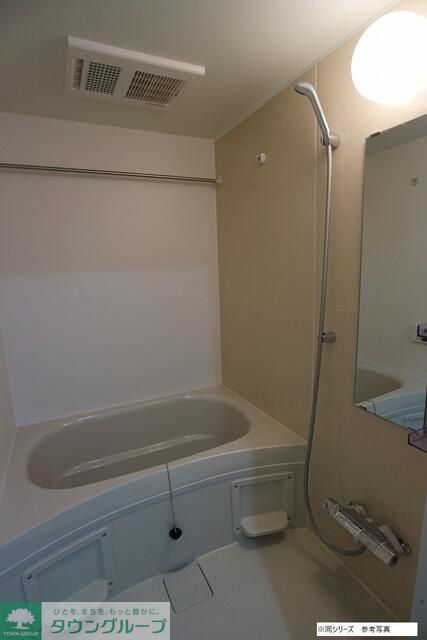 バス・シャワールーム　※同シリーズ 参考写真