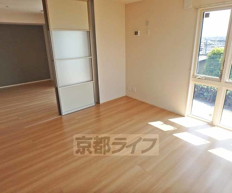 居室・リビング　類似物件の写真です