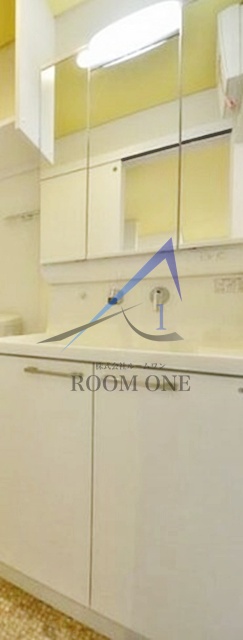 洗面設備　洗面台です。