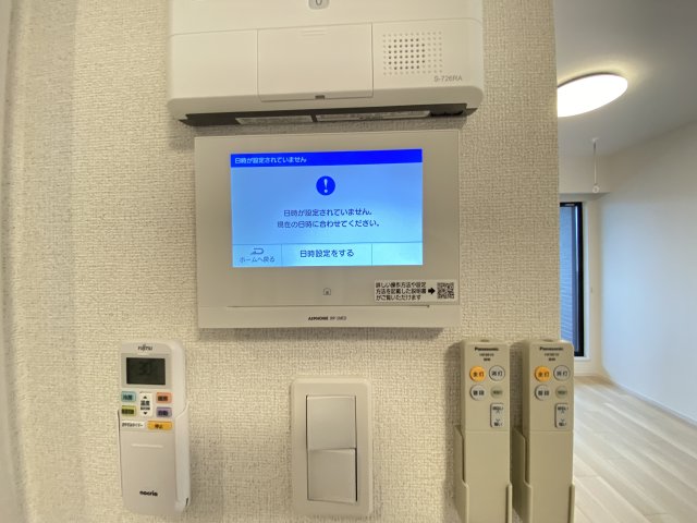 セキュリティ　モニター付きインターホン