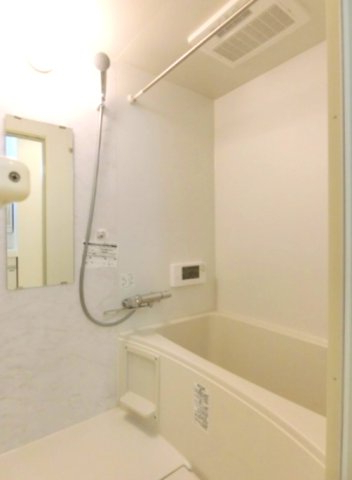 バス・シャワールーム　清潔な浴室！